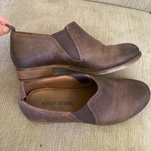 Brown Leather Loafers / Ankle Boots